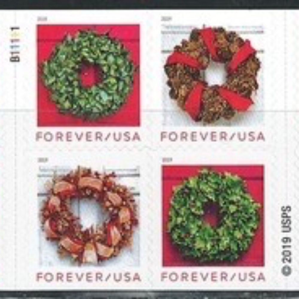 Holiday Wreaths Book of 20 USPS Stamps Scott 5427b Christmas Red Green